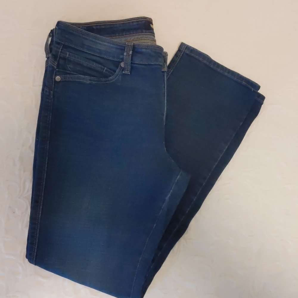 Levi's straight leg jeans